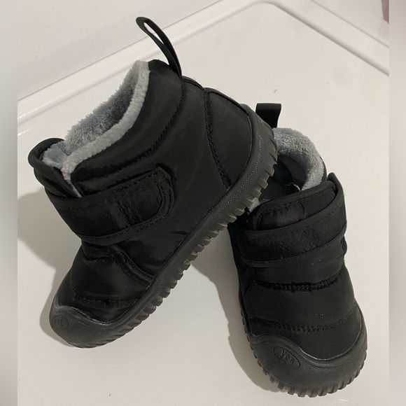 2 Pairs- Baby Winter Shoes - Picture 11 of 15
